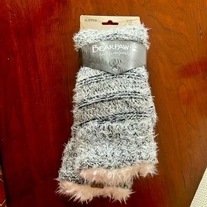 BearPaw Sock Slippers OS ( Fits Shoe Sz 5-12 ) NWT